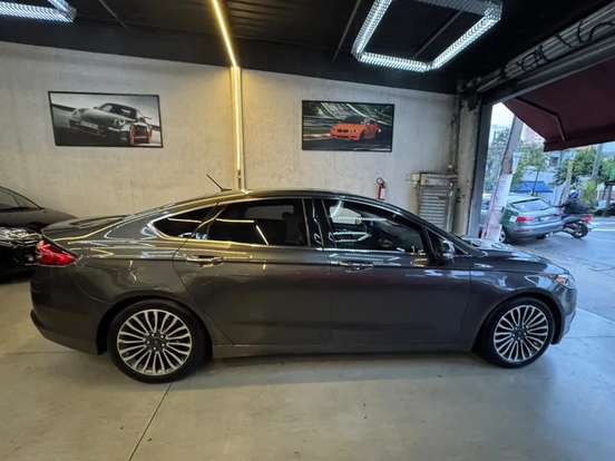 FORD-FUSION-2017