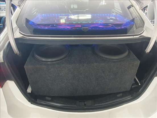 FORD-FUSION-2014