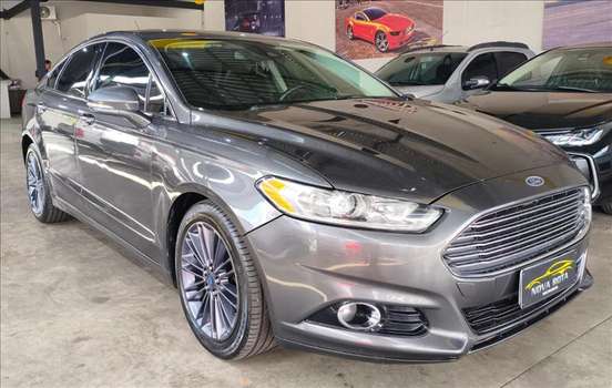 FORD-FUSION-2015