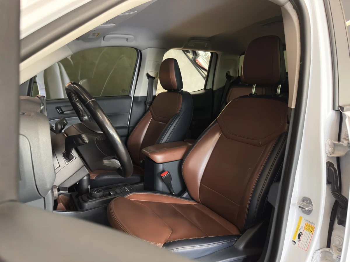Ford Maverick — foto 9