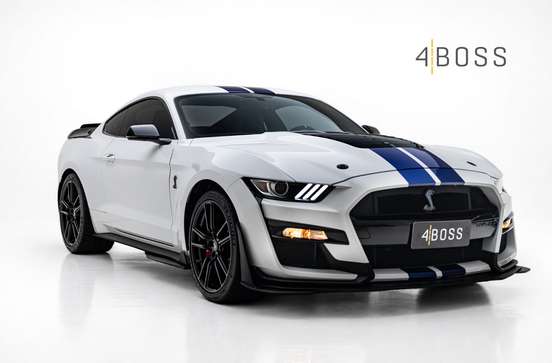 FORD-MUSTANG-2021