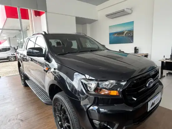 FORD-RANGER-2.2 BLACK 4X2 CD 16V DIESEL 4P AUTOMÁTICO FORD-RANGER-2022