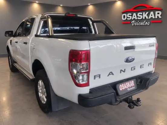 FORD-RANGER-2.2 XLS 4X4 CD 16V DIESEL 4P MANUAL FORD-RANGER-2015