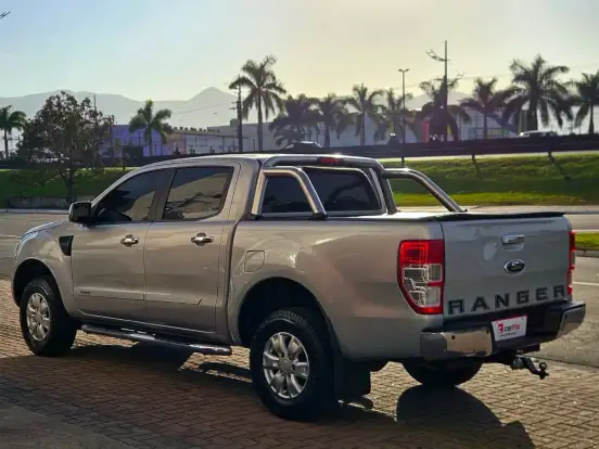 FORD-RANGER-2.5 XLS 4X2 CD 16V FLEX 4P MANUAL FORD-RANGER-2013