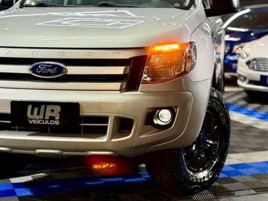 FORD-RANGER-2.2 XL 4X4 CD 16V DIESEL 4P MANUAL FORD-RANGER-2015