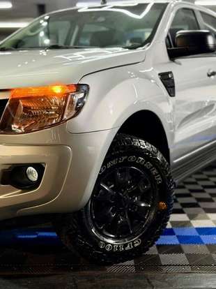 FORD-RANGER-2015