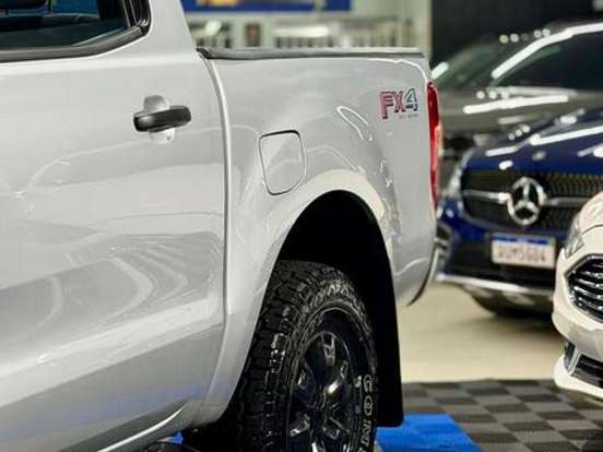 FORD-RANGER-2.2 XL 4X4 CD 16V DIESEL 4P MANUAL FORD-RANGER-2015