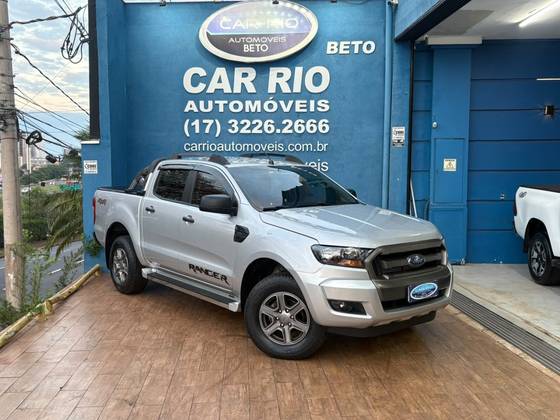 FORD RANGER 2.2 XLS 4X4 CD 16V DIESEL 4P AUTOMÁTICO