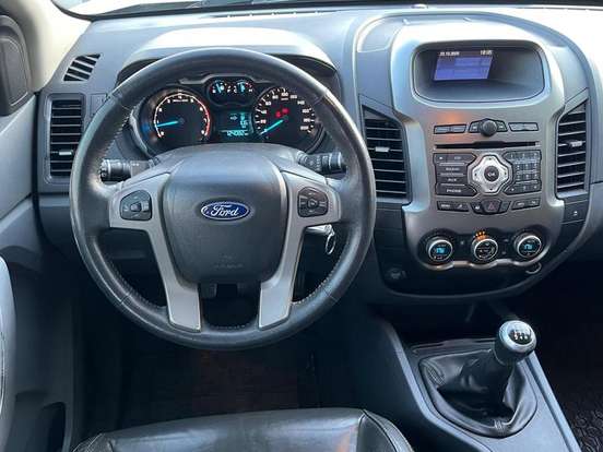 FORD-RANGER-2.5 XLT 4X2 CD 16V FLEX 4P MANUAL FORD-RANGER-2014