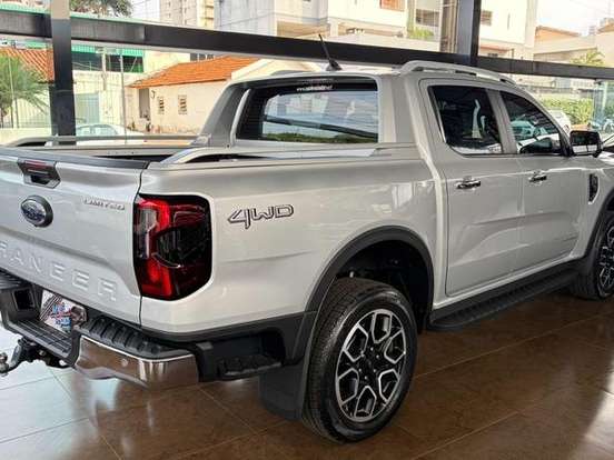FORD-RANGER-3.0 V6 TURBO DIESEL CD LIMITED 4X4 AUTOMÁTICO FORD-RANGER-2025