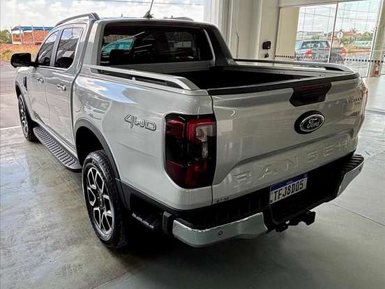 FORD-RANGER-3.0 V6 TURBO DIESEL CD LIMITED 4X4 AUTOMÁTICO FORD-RANGER-2025