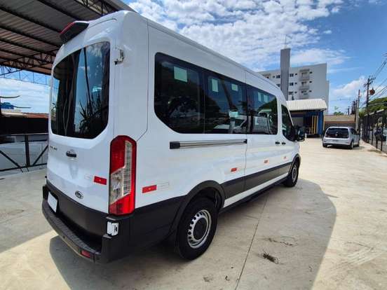 FORD-TRANSIT-2.0 ECOBLUE DIESEL MINIBUS 15+1 410L MANUAL FORD-TRANSIT-2021