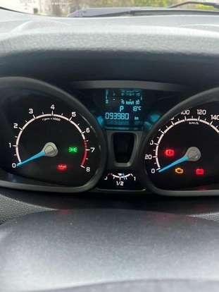 FORD-ECOSPORT-2016