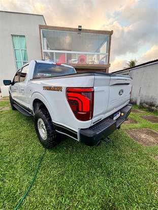 FORD-F-150-2025