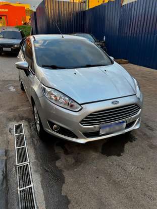 FORD-FIESTA-2013
