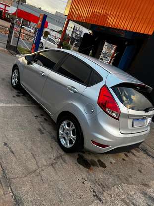 FORD-FIESTA-2013