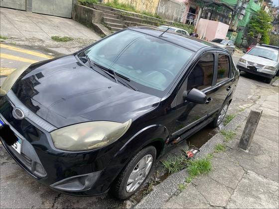 FORD FIESTA 1.6 ROCAM SEDAN 8V FLEX 4P MANUAL