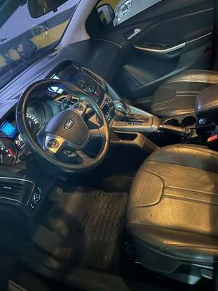 FORD-FOCUS-2015