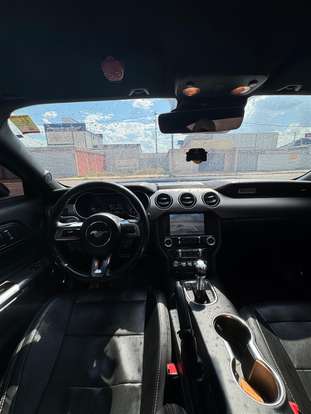 FORD-MUSTANG-2018