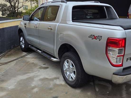 FORD-RANGER-3.2 LIMITED 4X4 CD 20V DIESEL 4P AUTOMÁTICO FORD-RANGER-2015