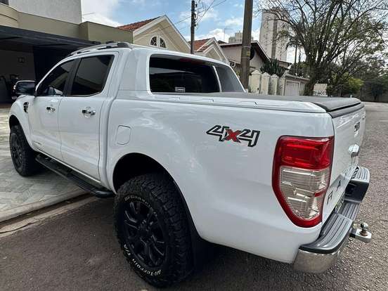 FORD-RANGER-3.2 LIMITED 4X4 CD 20V DIESEL 4P AUTOMÁTICO FORD-RANGER-2017