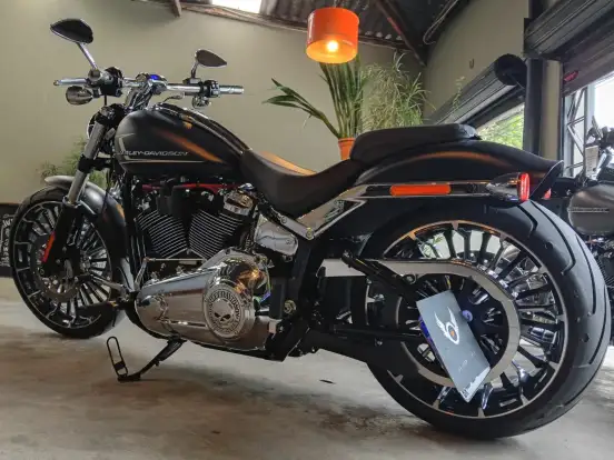 HARLEY-DAVIDSON-SOFTAIL BREAKOUT HARLEY-DAVIDSON-SOFTAIL BREAKOUT-2023