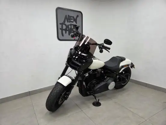 HARLEY-DAVIDSON-SOFTAIL FAT BOB 114-2018