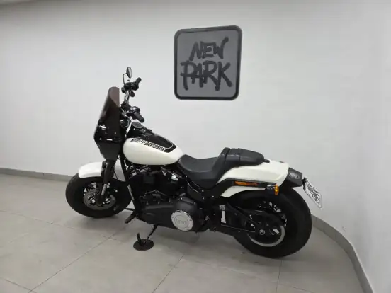 HARLEY-DAVIDSON-SOFTAIL FAT BOB 114-2018