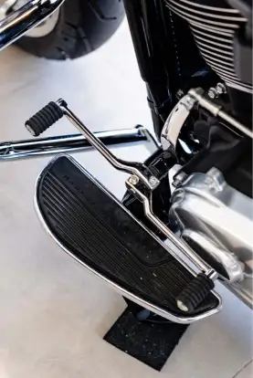 HARLEY-DAVIDSON-SOFTAIL FAT BOY 114-2018