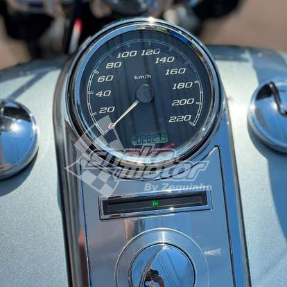 HARLEY-DAVIDSON-ROAD KING CLASSIC-2015