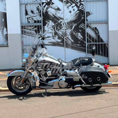 HARLEY-DAVIDSON-ROAD KING CLASSIC-2015