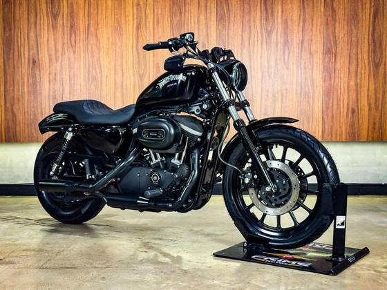 HARLEY-DAVIDSON SPORTSTER XL 883 CUSTOM 