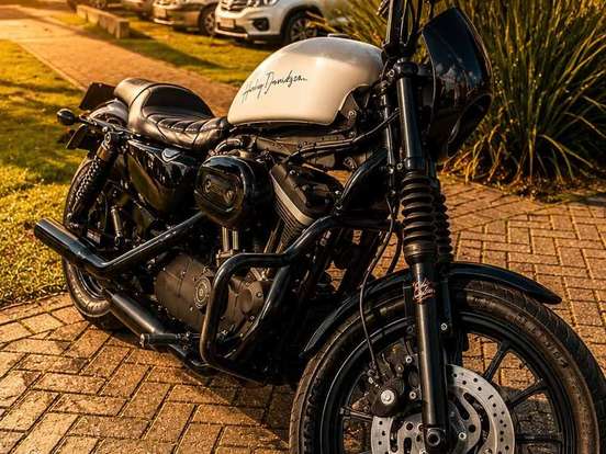 HARLEY-DAVIDSON-SPORTSTER XL 883 R HARLEY-DAVIDSON-SPORTSTER XL 883 R-2008