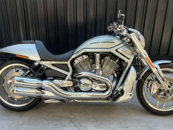 HARLEY-DAVIDSON-V-ROD 10TH ANNIVERSARY EDITION HARLEY-DAVIDSON-V-ROD 10TH ANNIVERSARY EDITION-2012