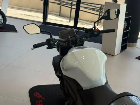 HONDA-CB 500 HORNET HONDA-CB 500 HORNET-2026