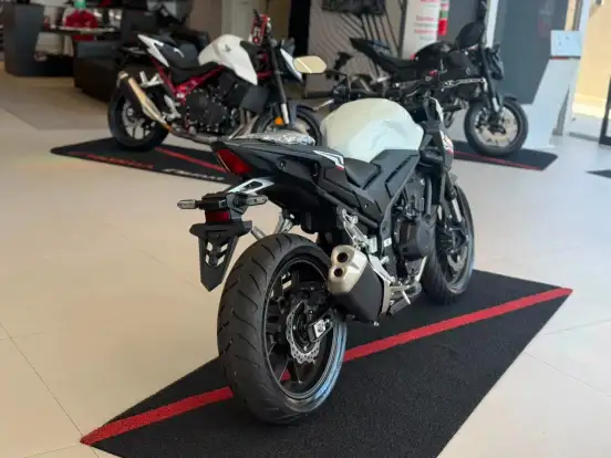 HONDA-CB 500 HORNET HONDA-CB 500 HORNET-2026