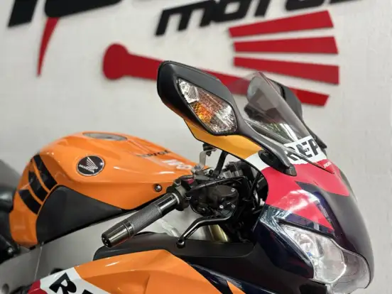 HONDA-CBR 1000RR HONDA-CBR 1000RR-2011