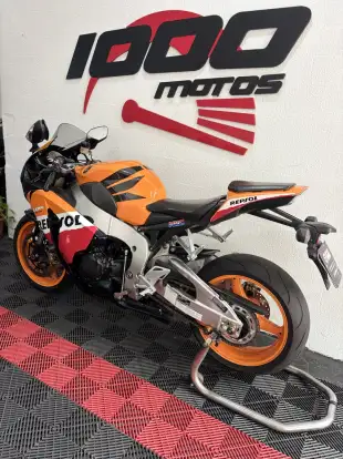 HONDA-CBR 1000RR-2011
