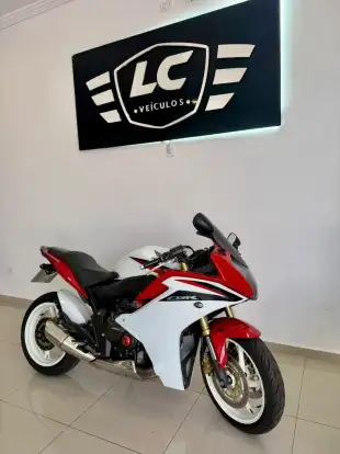 HONDA-CBR 600F HONDA-CBR 600F-2012
