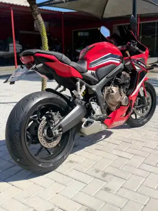 HONDA-CBR 650R ABS-2022