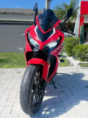 HONDA-CBR 650R ABS-2022