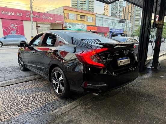 HONDA-CIVIC-2018