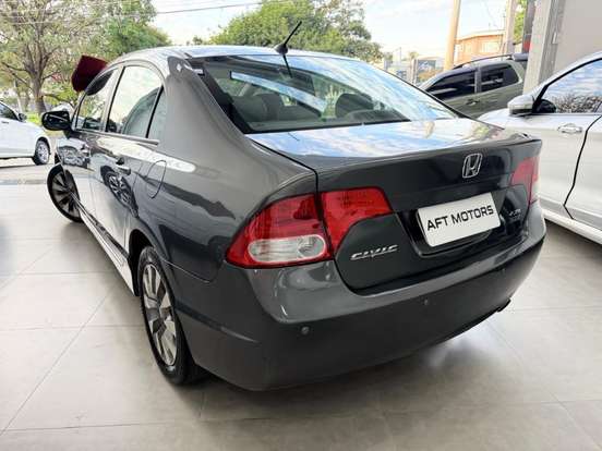 HONDA-CIVIC-2010