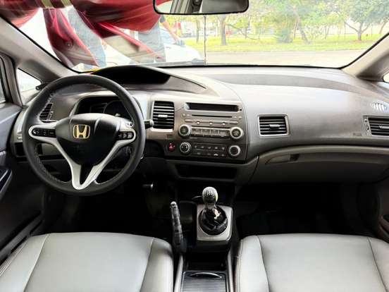 HONDA-CIVIC-1.8 LXL SE 16V FLEX 4P MANUAL HONDA-CIVIC-2010