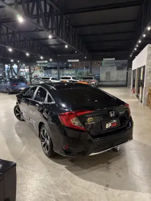 HONDA-CIVIC-2021