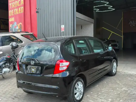 HONDA-FIT-1.4 LX 16V FLEX 4P MANUAL HONDA-FIT-2013