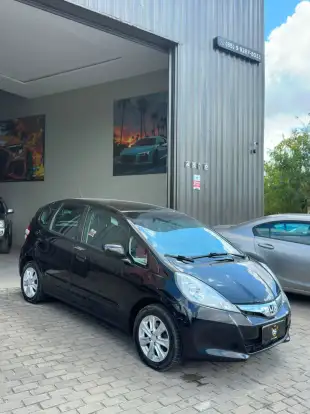HONDA-FIT-1.4 LX 16V FLEX 4P MANUAL HONDA-FIT-2013
