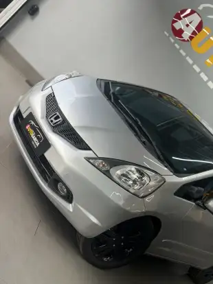 HONDA-FIT-2011