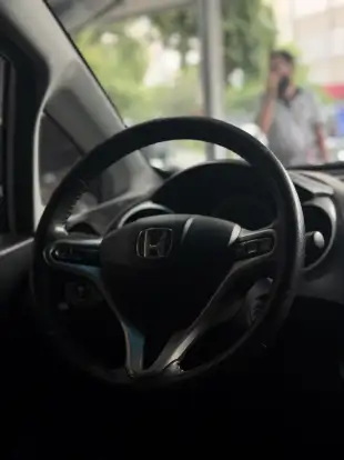 HONDA-FIT-2011