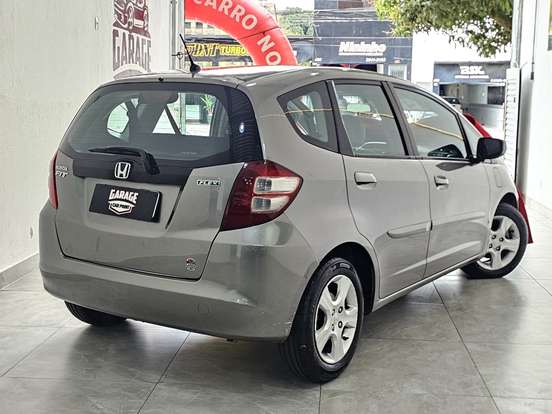 HONDA-FIT-2008